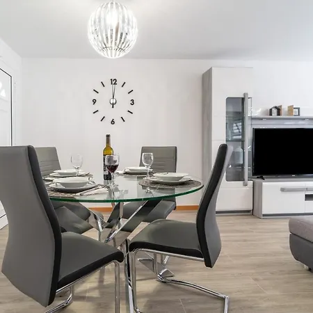 Casa Leonardo Holiday home